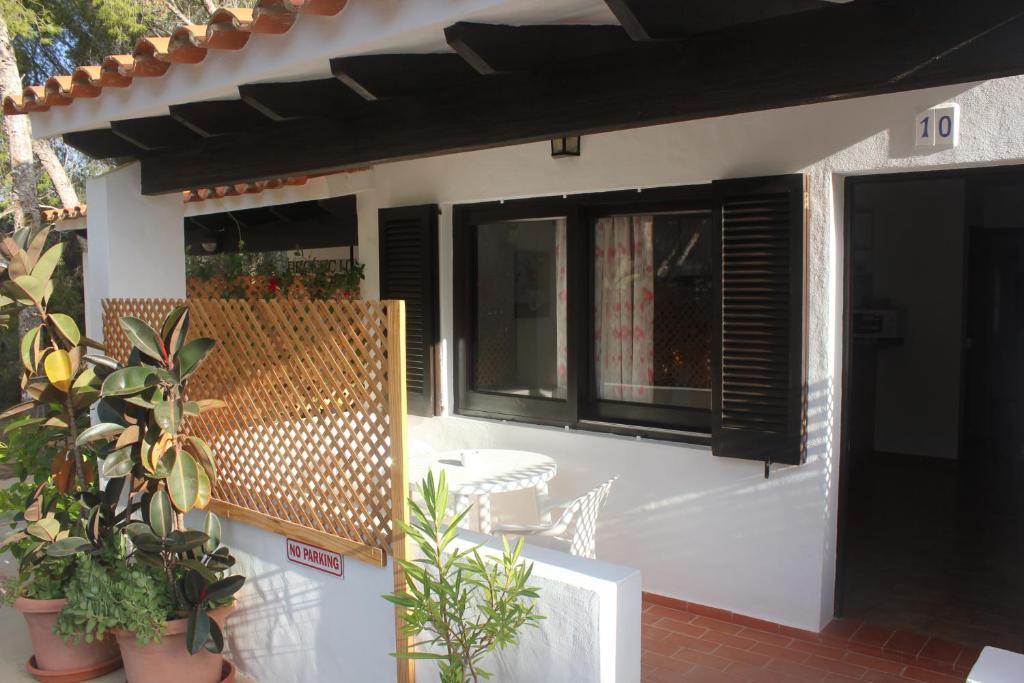 Apartamentos Pinomar Es Calo  Exterior foto